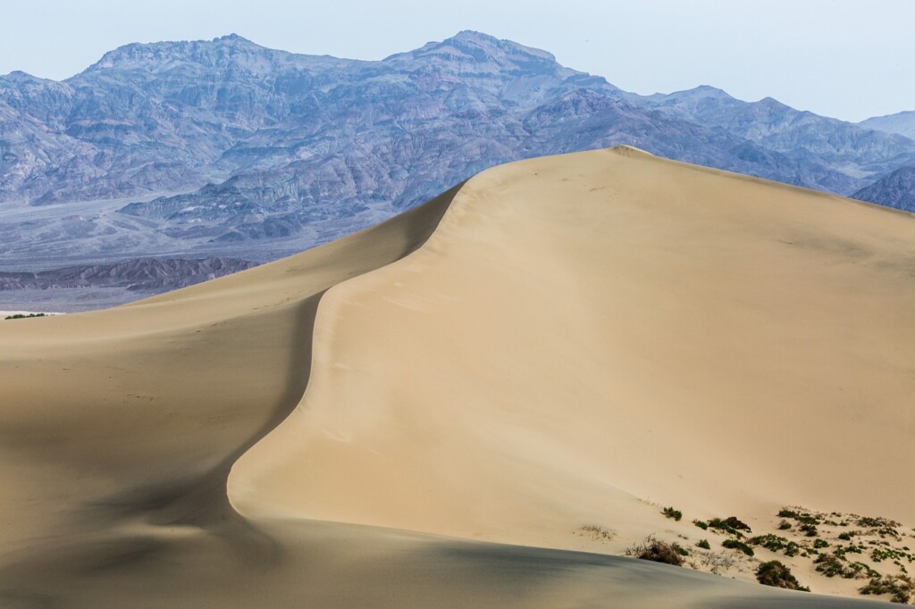Dune dans le désert près de Marrakech.