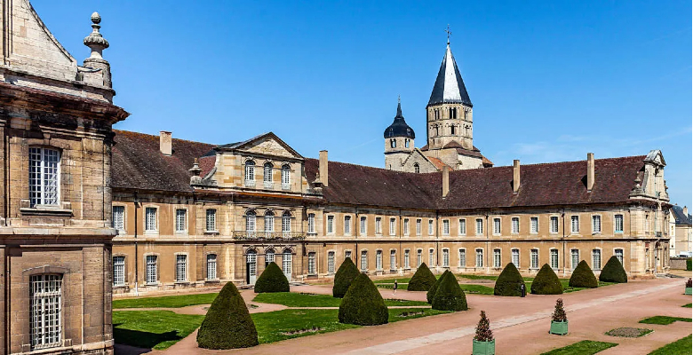 Abbaye de cluny bourgogne.