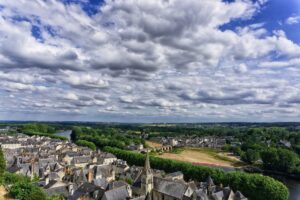 Chinon ville