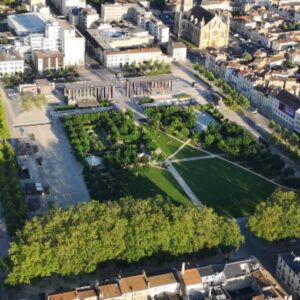 Niort place de la breche deux sevres.