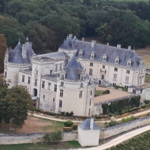 arrivée en ballon face au château de brézé