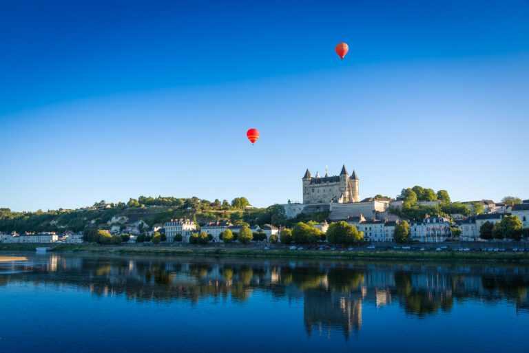 Saumur, la Loire et ses ballons