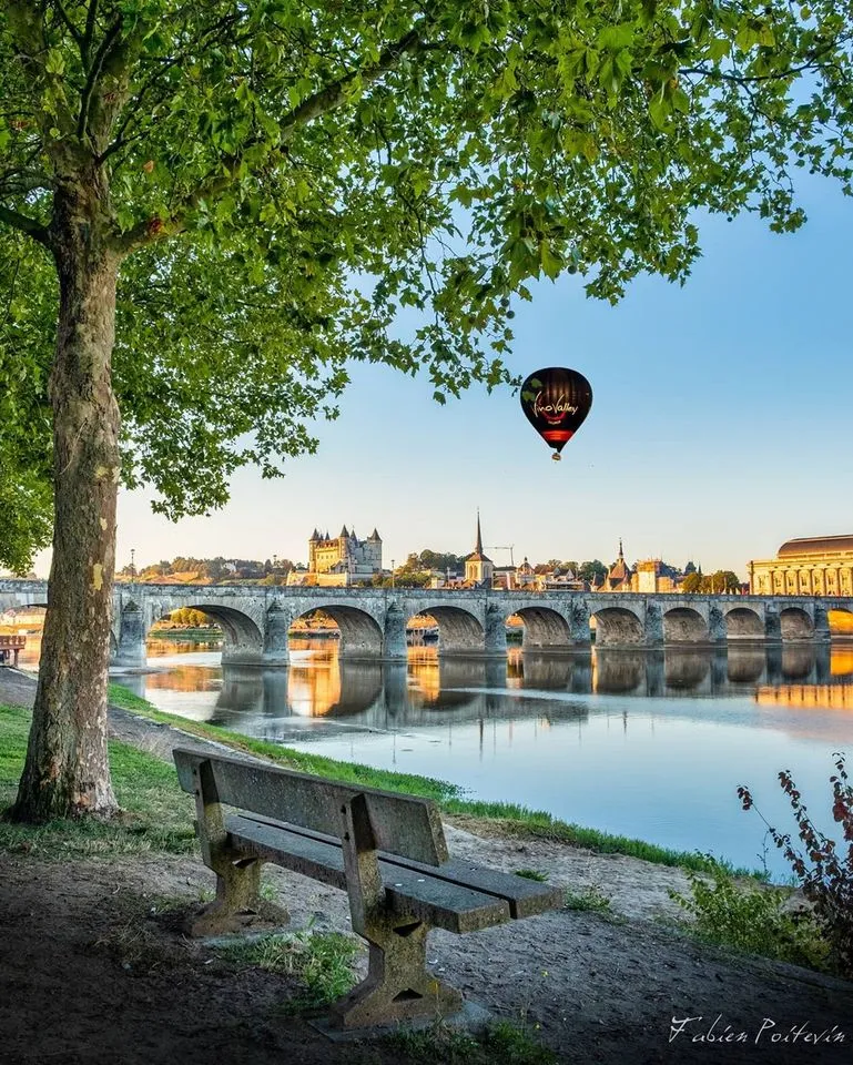 saumur et son château en ballon
