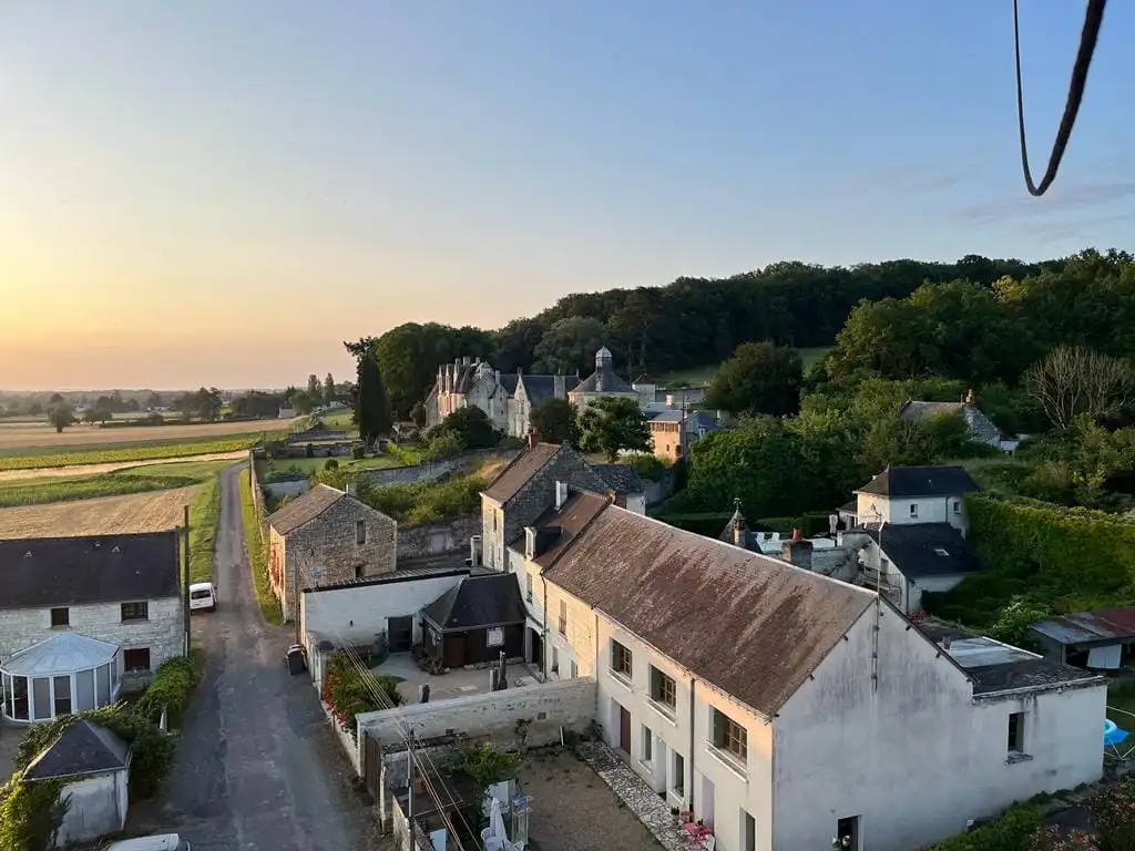 Vue sur le paysage de la ville de Chinon