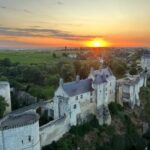 Forteresse de chinon au coucher du soleil