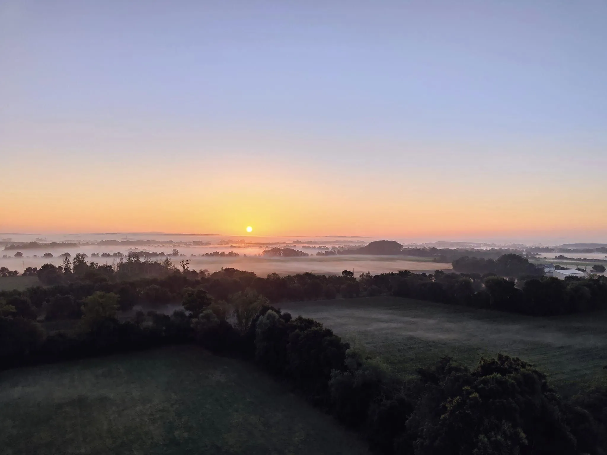 Levé de soleil à Chinon