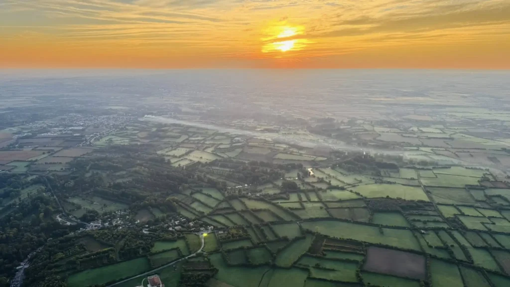 marais poitevin en montgolfière